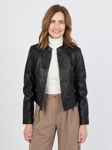 JCC Between-Season Jacket in Black: front