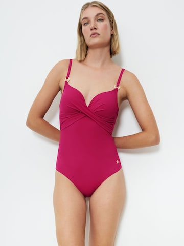 TRIUMPH Swimsuit ' Summer Twist ' in Red