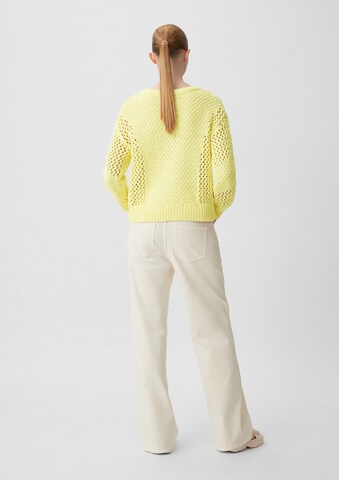 Pull-over comma casual identity en jaune : derrière