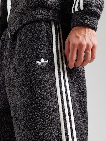 ADIDAS ORIGINALS Loosefit Nadrág - fekete