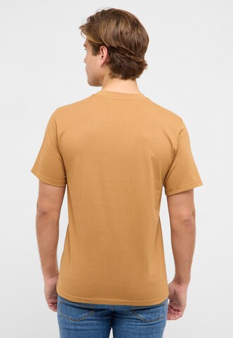 MUSTANG T-Shirt 'Style Austin' in Braun