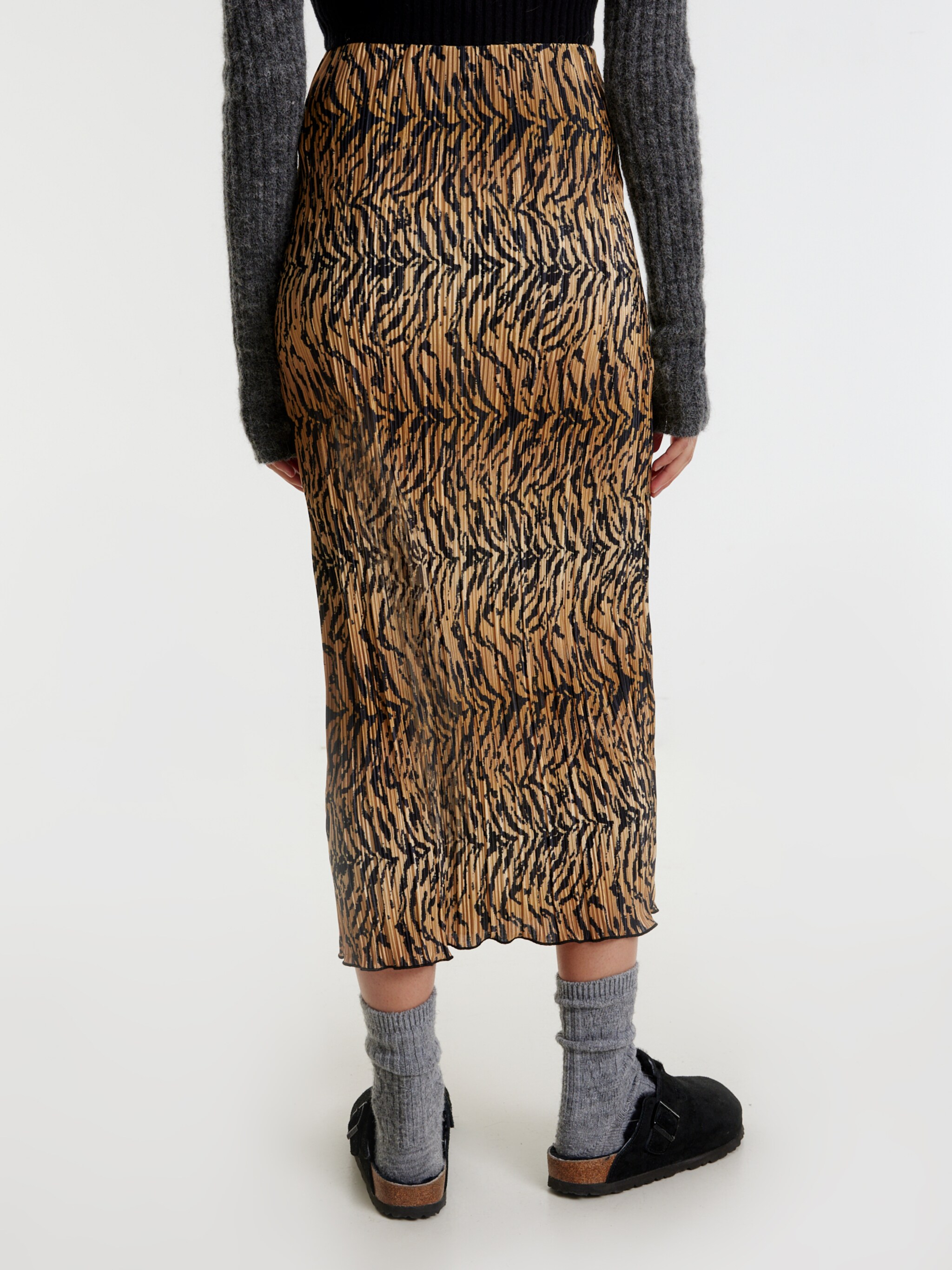 EDITED Producten Rok 'Beate' Bruin