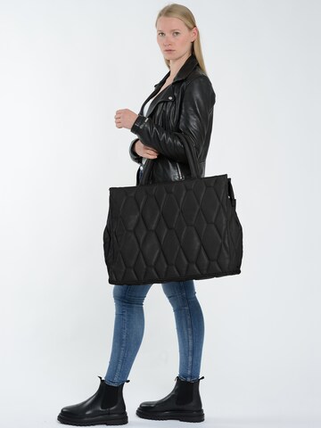 Maze Handtasche in Schwarz