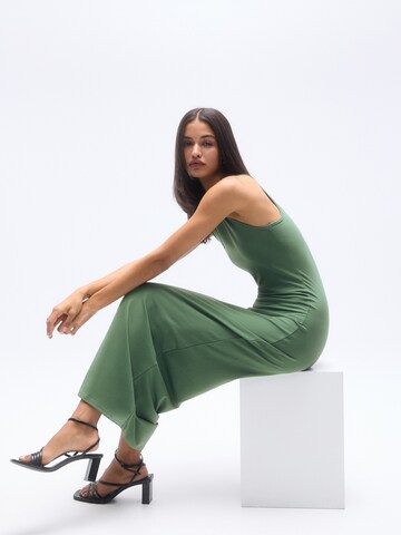 Robe Pull&Bear en vert