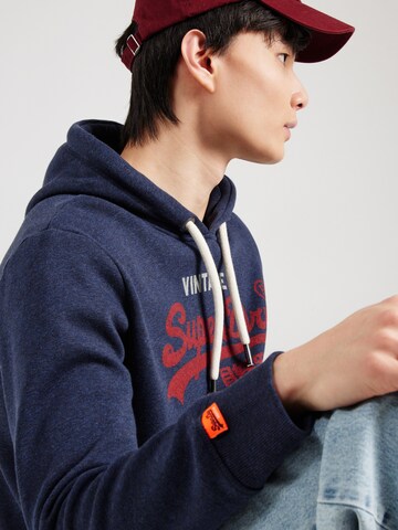 Sweat-shirt 'Heritage' Superdry en bleu