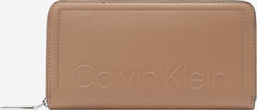 Calvin Klein Peněženka – béžová: přední strana