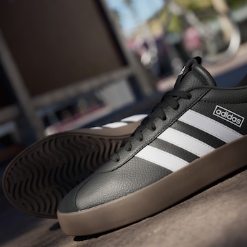 ADIDAS SPORTSWEAR Σνίκερ χαμηλό 'VL Court 3.0' σε μαύρο