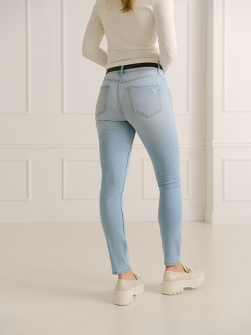 Guido Maria Kretschmer Women Regular Jeans 'Regina' i blå