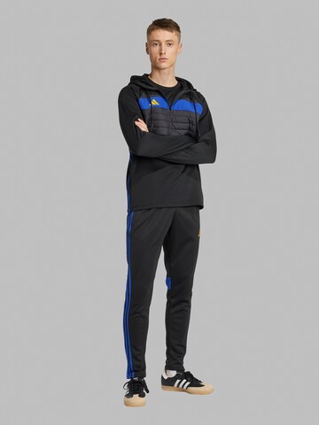 ADIDAS PERFORMANCE Слим фит Спортен панталон 'Tiro 25 Essentials' в черно