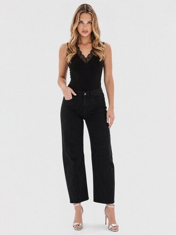 APART Top in Black