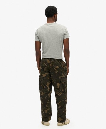 Superdry Loosefit Cargobroek in Bruin