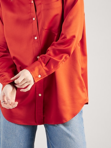 GAP - Blusa 'BOYFRIEND' em vermelho