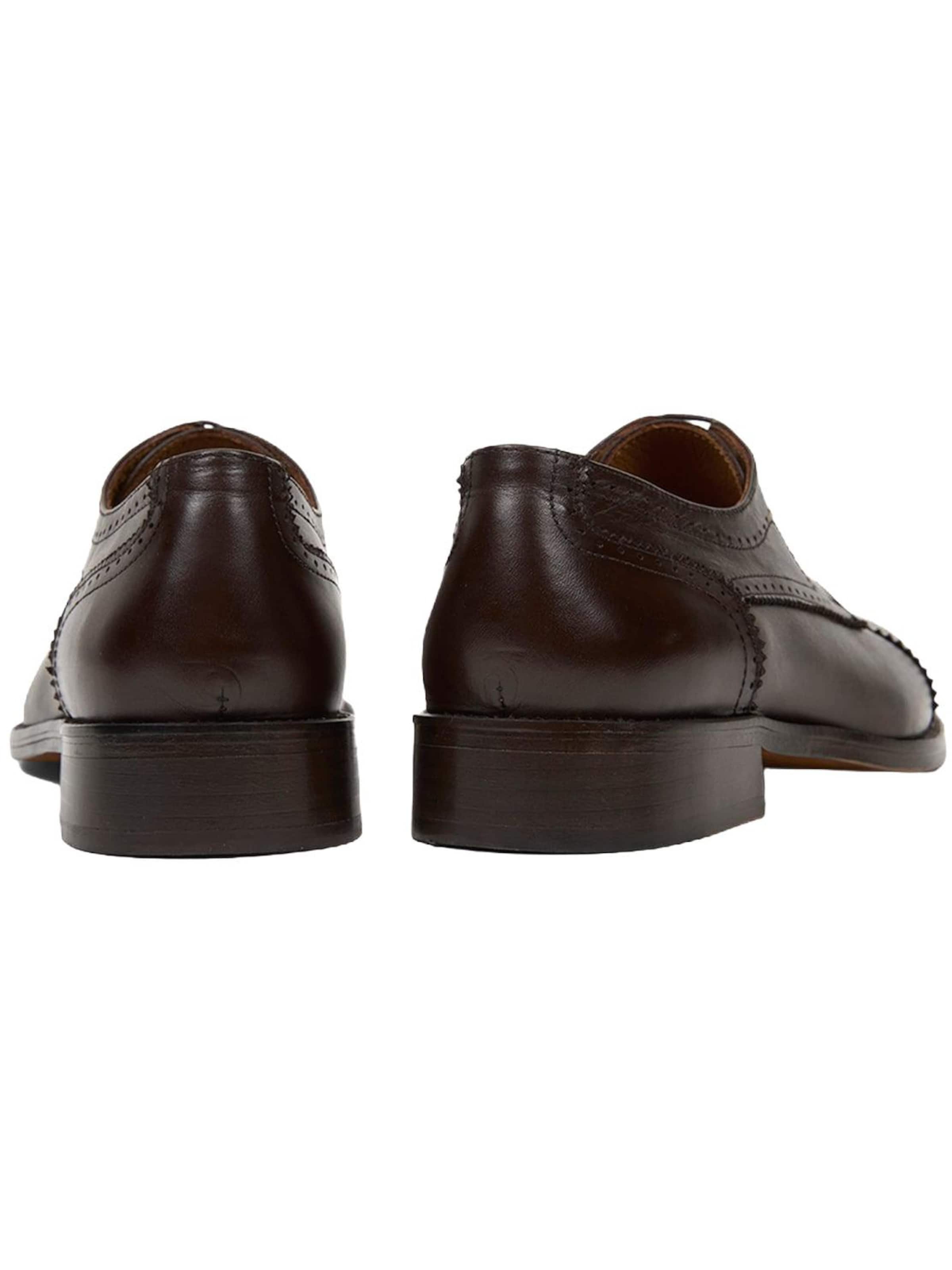 Desa Lace-Up Shoes in Brown