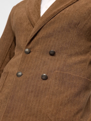 Antioch Between-seasons coat in Brown