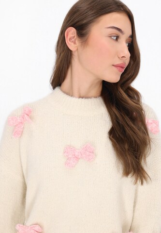 MYMO Širok pulover | bela barva