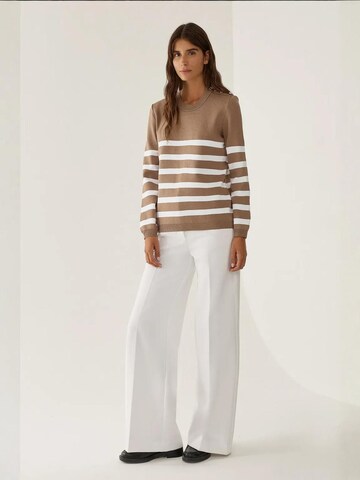 Hiccup - Pullover em castanho