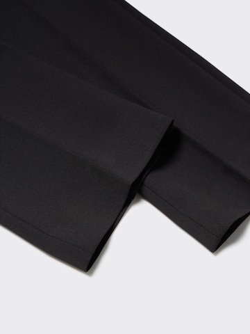 MANGO Regular Bügelfaltenhose 'Atenas' in Schwarz