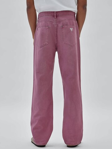 GUESS Loose fit Pants in Pink