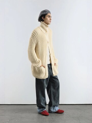 Vestes en maille Giesto en beige : devant