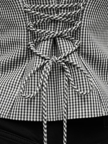 Abercrombie & Fitch Vesta – černá