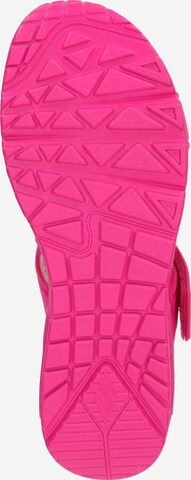 SKECHERS Sandale 'UNO' in Pink