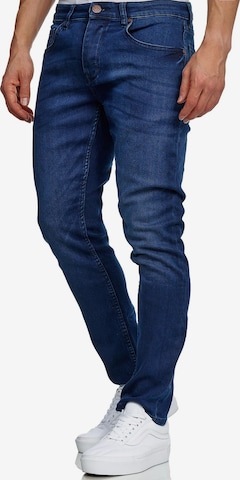 Jean 'A106' Tazzio en bleu : devant