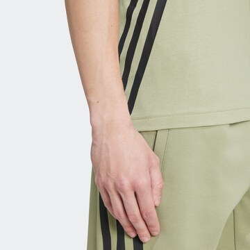 ADIDAS SPORTSWEAR Funktionsshirt in Grün