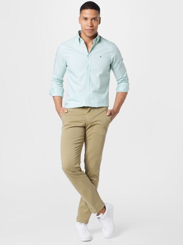 TOMMY HILFIGER - regular Pantalón chino 'Denton' en verde