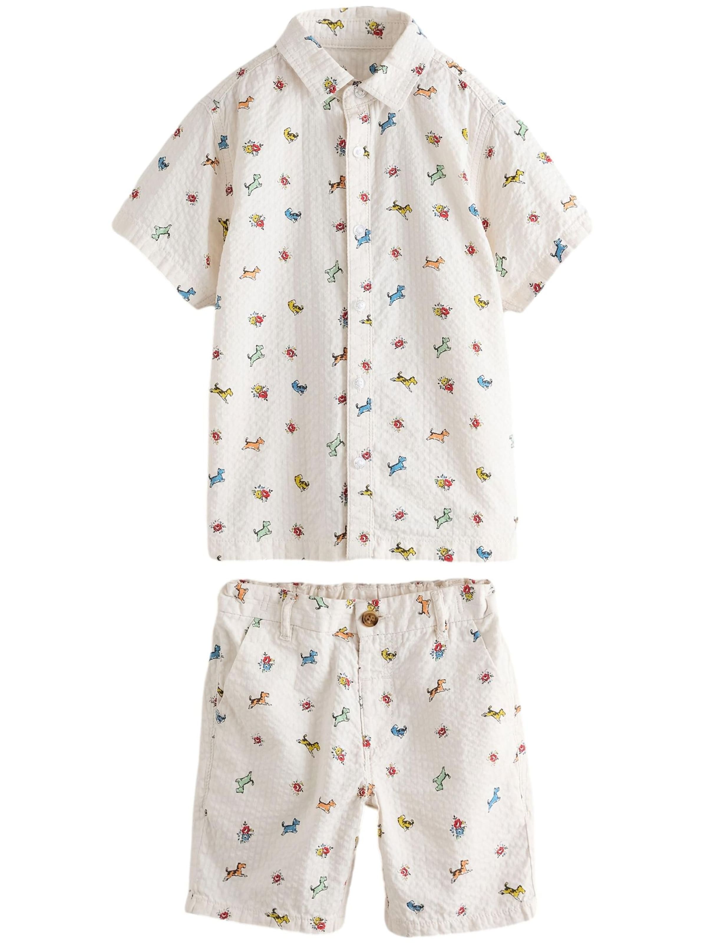 Next Set: Hemd und Shorts in Beige: Vorderseite