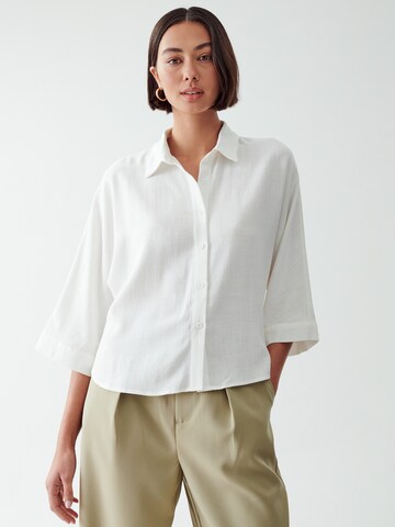 Calli Blouse 'RHIANNA' in Wit: voorkant