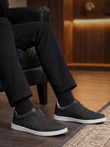 ALLTHEMEN Classic Flats 'Gleiten' in Grey