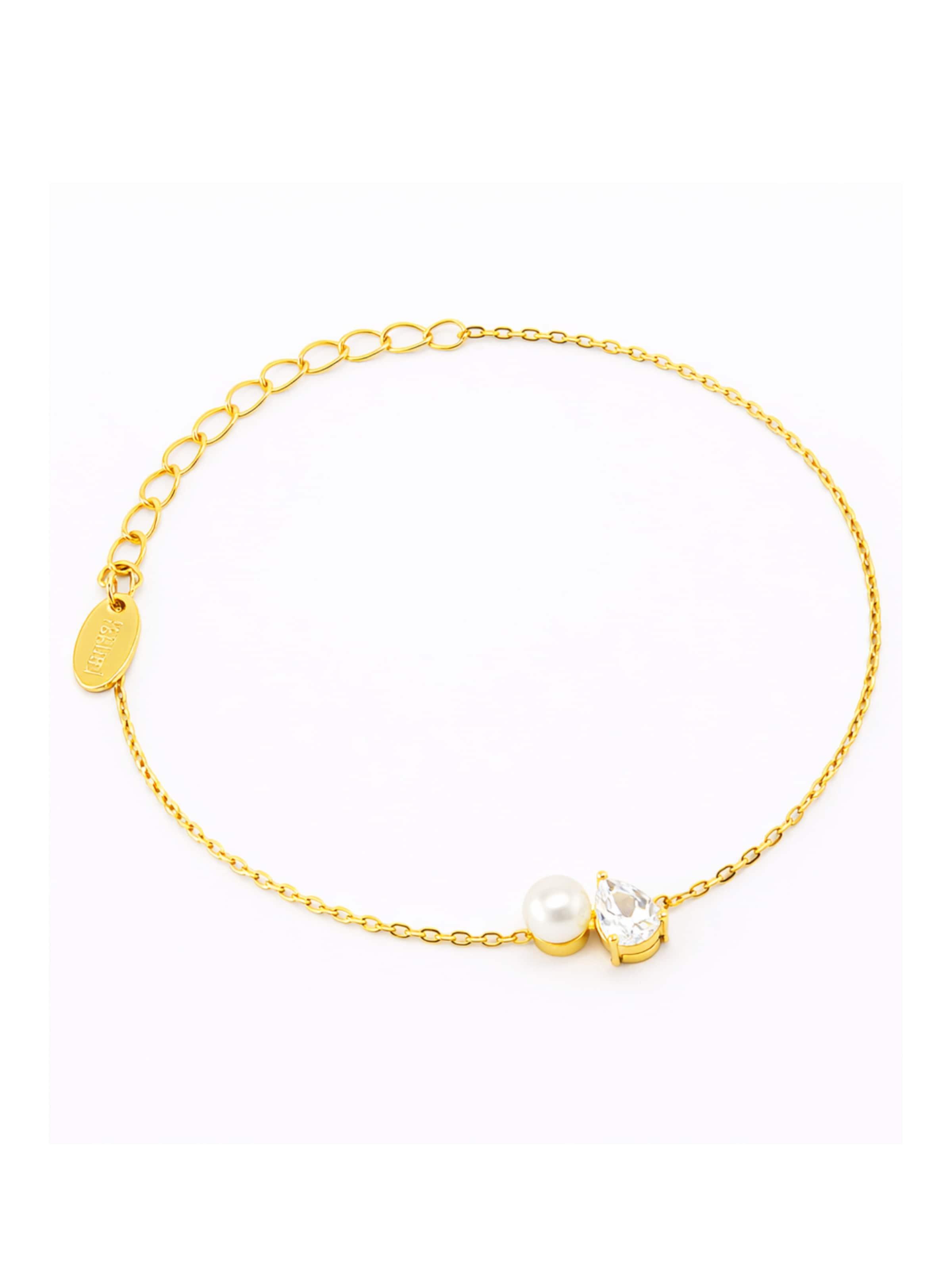 Pure Schmuck Bracelet 'Pearl Drop' in White: front