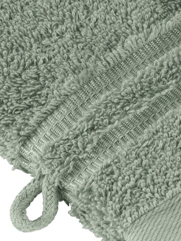 SCHIESSER Towel in Green