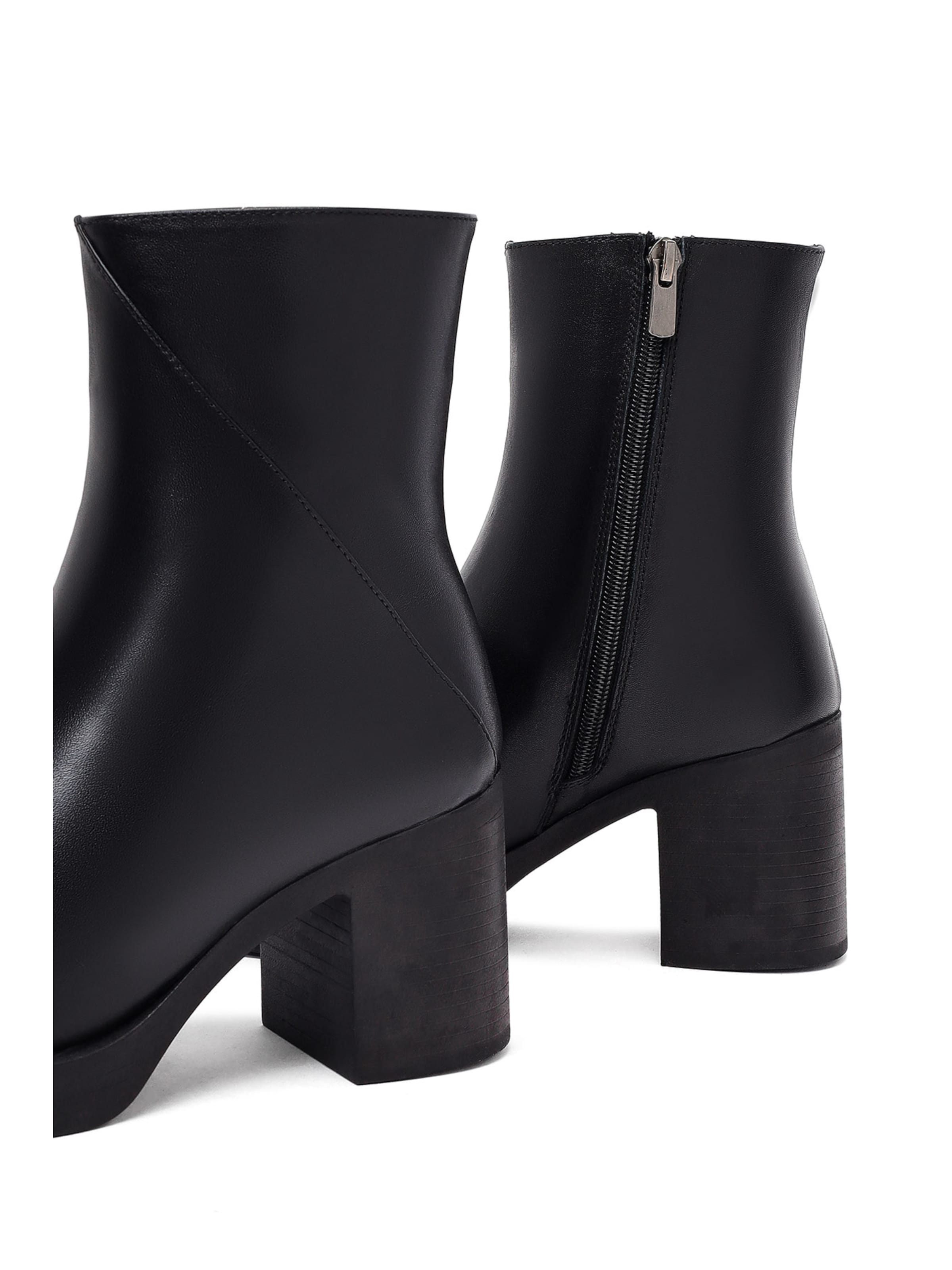 Stivaletto di Derimod in nero