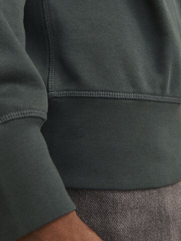 JACK & JONES Sweatshirt in Green
