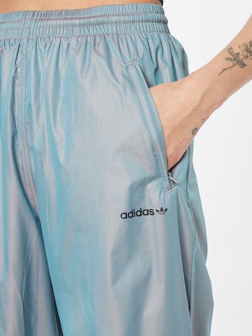 ADIDAS ORIGINALS Loose fit Pants in Grey