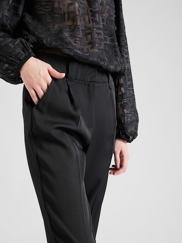 VERO MODA Tapered Pleat-front trousers 'WENDY' in Black