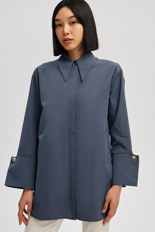 Touche Prive Blouse in Grijs: voorkant