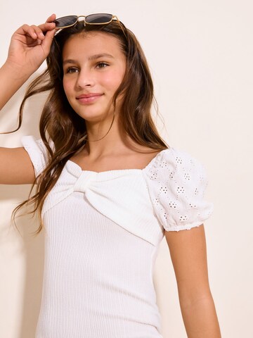 Lipsy Kleid in Weiß
