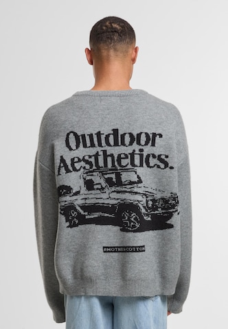 Another Cotton Lab Sweater 'Outdoor Aesthetics' in Grey: front