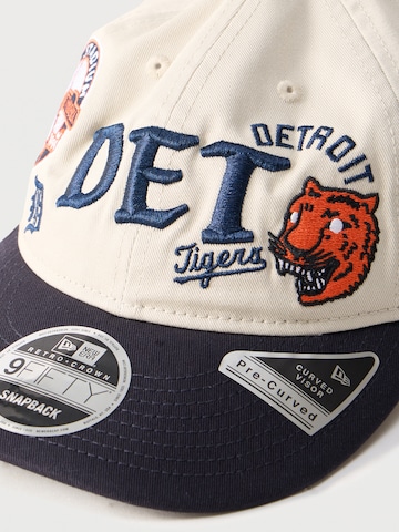 NEW ERA Шапка с козирка в бежово