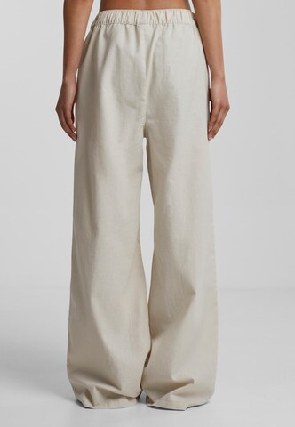Urban Classics Wide leg Trousers in Beige