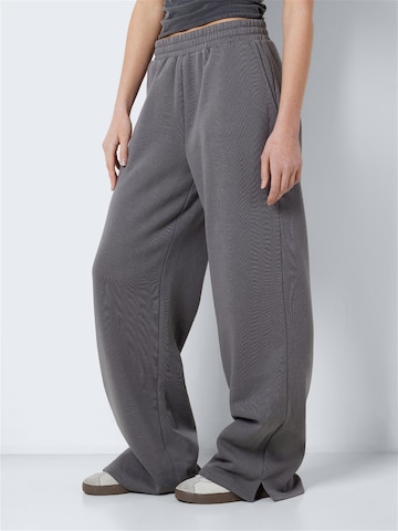 Wide Leg Pantalon 'ACIA VERA' Noisy may en gris : devant