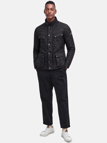 Veste d’hiver 'TOURER ARIEL' Barbour International en noir