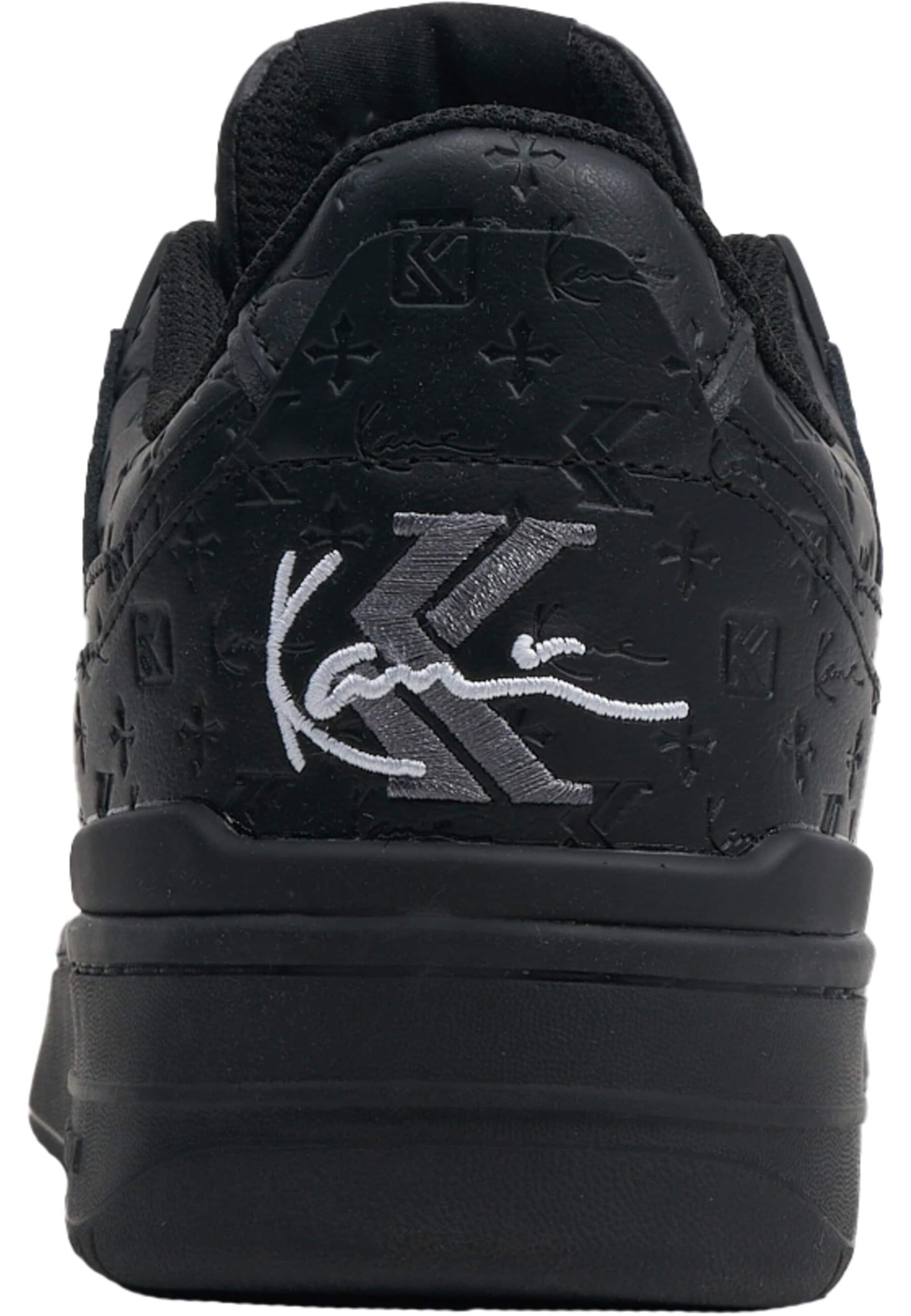 Karl Kani Madalad ketsid, värv must