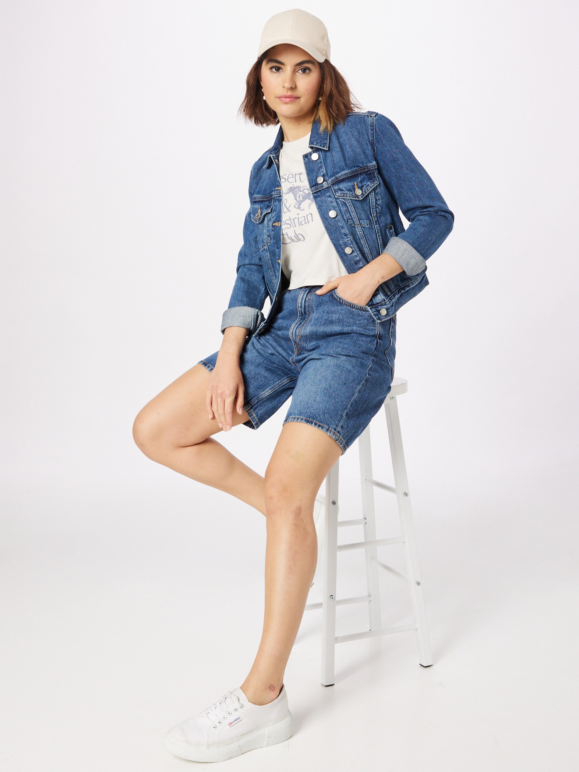 Frauen Shirts & Tops Abercrombie & Fitch T-Shirt 'COUNTRY CLUB' in Creme - FO46667 Frauen Shirts & Tops Abercrombie & Fitch T-Shirt 'COUNTRY CLUB' in Creme - FO46667