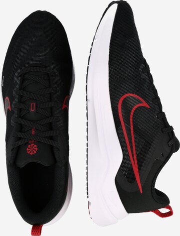 Chaussure de course 'Downshifter 12' NIKE en noir