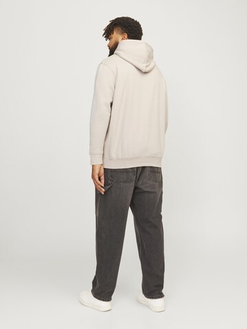 Sweat-shirt 'JORVESTERBRO' Jack & Jones Plus en beige
