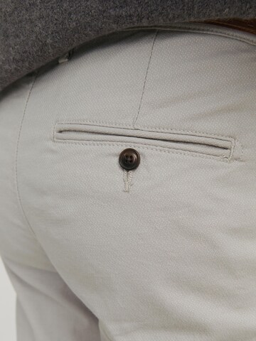 JACK & JONES Loose fit Chino trousers in Grey