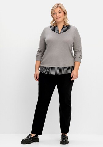 Pullover di SHEEGO in grigio